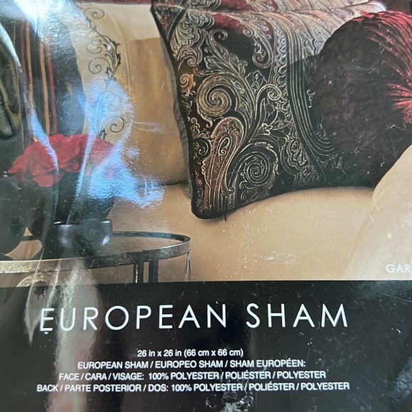 Bundle (2) J. QUEEN NEW YORK GARNET RED EURO SHAM - Picture 8 of 9